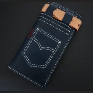 Выкройка уникального кожаного аксессуара для карт и мелочи.