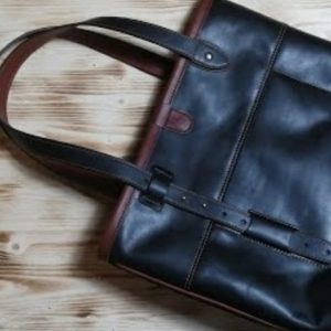 Выкройка вертикального кожаного мужского шопера.