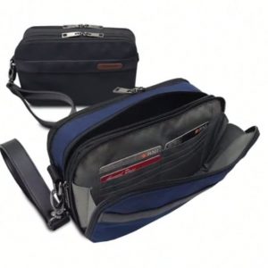 Выкройка небольшого тканевого органайзера (клатча) для аксессуаров для путешествий или рюкзака.