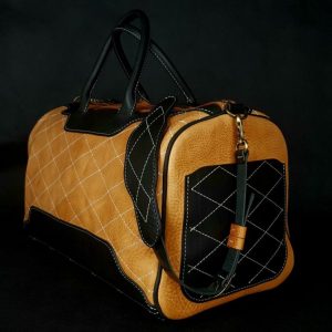 Выкройка кожаной дорожной или спортивной сумки.