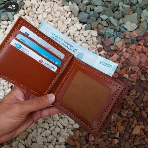 Выкройка двойного кожаного кошелька с прозрачным окошком.