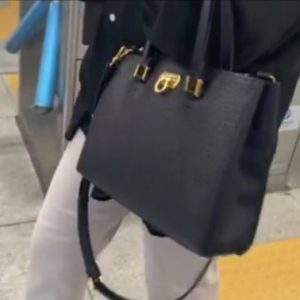 Выкройка для кожаной сумки-тоут женского дизайна.