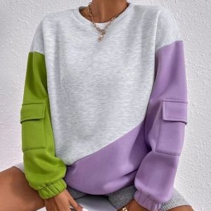 Выкройка женской толстовки с накладными карманами по бокам.