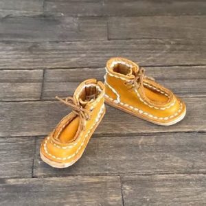 Выкройка для кожаных сувенирных сапог