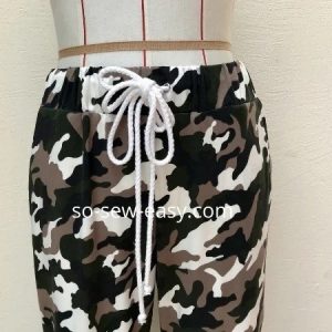 Выкройка вязаных женских спортивных брюк на кулиске