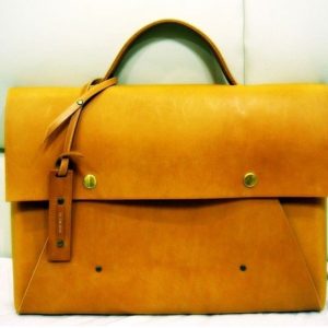 Выкройка кожаного портфеля по принципу бесшовной сборки Mi Ma.