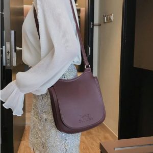 Выкройка маленькой женской кожаной сумки.