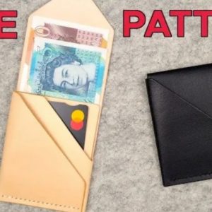 Раскрывающаяся кожаная визитница с узором.