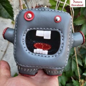 Выкройка маленькой кожаной игрушки в форме Долокут.