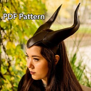 Выкройка для создания кожаных рожек для головного убора.