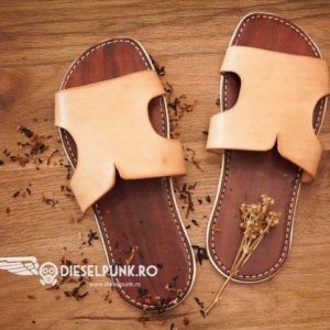 Выкройка кожаных открытых тапочек для дома или лета.