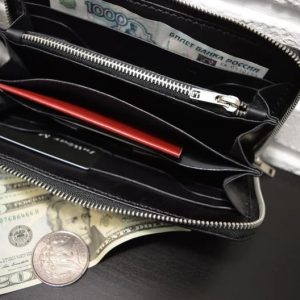 Выкройка кожаной сумки с застежкой-молнией для мелочей.