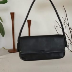 Выкройка женской сумочки через плечо с деталями для сборки и пошива.