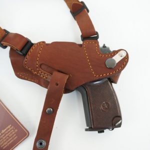 Выкройка кожаной кобуры для пистолета Макарова с детализированными линиями для сборки.