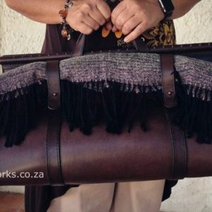 Выкройка для просторной кожаной дорожной сумки.