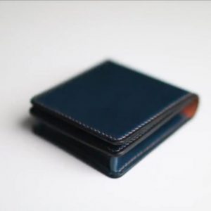 Выкройка кожаного кошелька с кнопкой для монет.