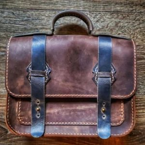 Выкройка кожаного портфеля для документов.