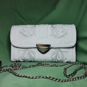 Выкройка женского клатча из джинсовой ткани.