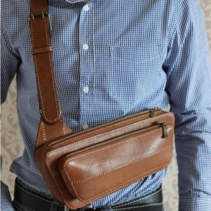 Выкройка небольшой кожаной мужской слинг-сумки.