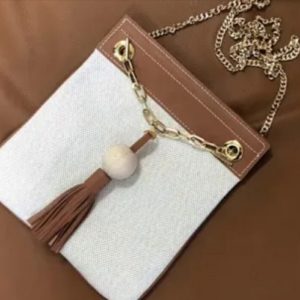 Выкройка женской кожаной сумки через плечо.