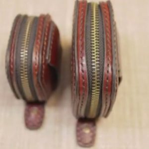 Выкройка двух маленьких органайзеров на молнии для различных предметов.