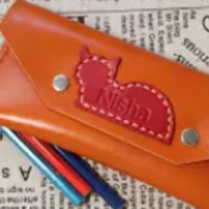 Выкройка кожаного кошелька с пуговицами.