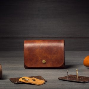 Выкройка кожаного футляра для игральных карт или визиток.