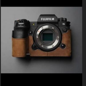 Выкройка для кожаного чехла небольшого фотоаппарата.