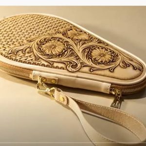 Выкройка кожаного чехла с тиснением для ракетки настольного тенниса.