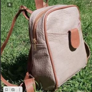 Выкройка маленького кожаного рюкзака и видео мастер-класс по сборке.