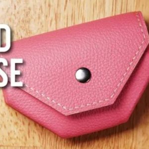 Выкройка кожаного кошелька с кнопкой для мелочи.