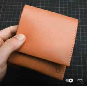 Выкройка двойного кожаного кошелька для карточек и купюр с необычным форматом.