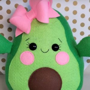 Выкройка мягкой игрушки в форме авокадо.