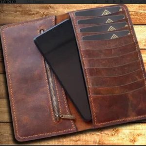 Выкройка кожаного длинного кошелька с отделением для смартфона.