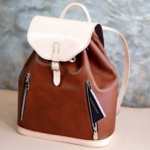 Выкройка кожаного рюкзака для женщин с клапаном и завязками.