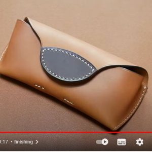 Выкройка простого и минималистичного кожаного футляра для очков.