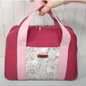 Выкройка небольшой тканевой сумки.