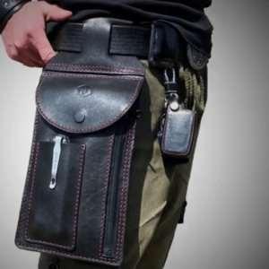 Выкройка кожаной сумки-планшета на поясе.