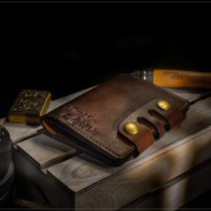 Выкройка для обложки документов с заклепками и толстой текстурой.