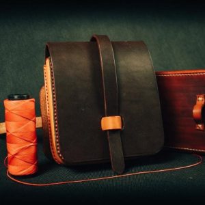 Выкройка кожаной поясной сумки.