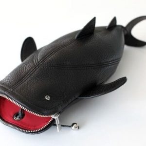 Выкройка пенала в виде акулы.