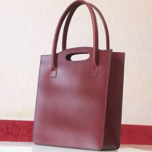 Выкройка для бордовой женской сумки-шоппера.