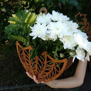 Корзинка для цветов в форме зонта с лазерной резкой