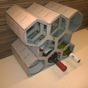 Макет мини-бара в виде сот