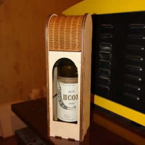 Макет лазерной резки коробки для вина с декоративной ширмой