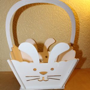 Изысканная корзинка для цветов в форме кролика