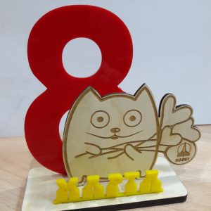 Очаровательный сувенир в виде кота