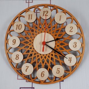 Макет лазерной резки ажурных часов с декоративными узорами