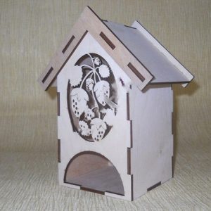 Лазерно вырезанный чайный домик в стиле ягод