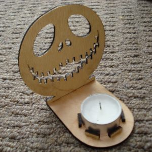 Креативный подсвечник в стиле Хэллоуин